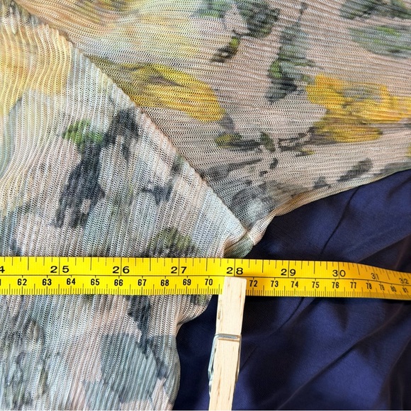 Anthropologie Floral Blouse (rack15) - Picture 16 of 16